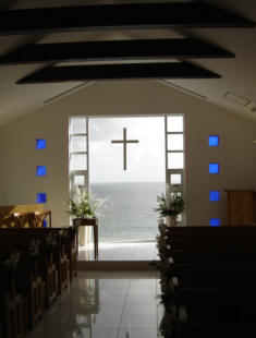 Fausse chapelle située dans un complexe hôtelier