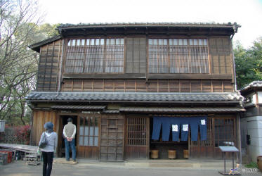 Maison traditionnelle au Musée de l'architecture de Tôkyô
